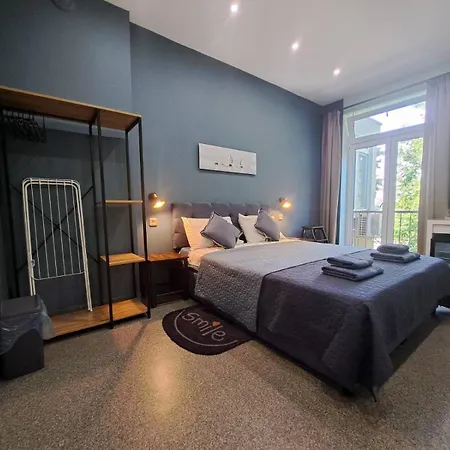 Sea Vibes - Free Public Parking, Wifi, Cable & Smart Tv, 0,9 Km To